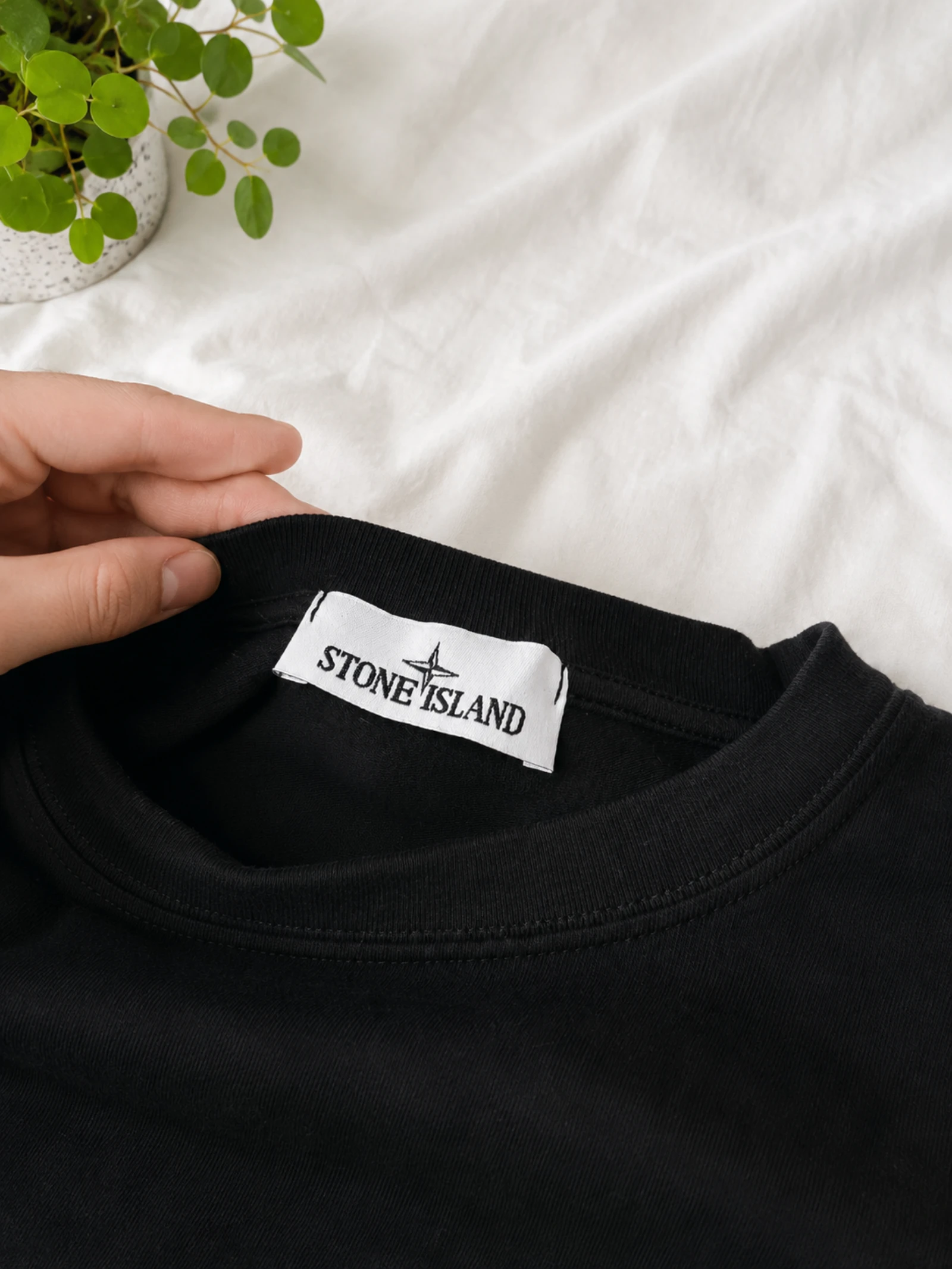 Camiseta Stone Island Preta – photo 6